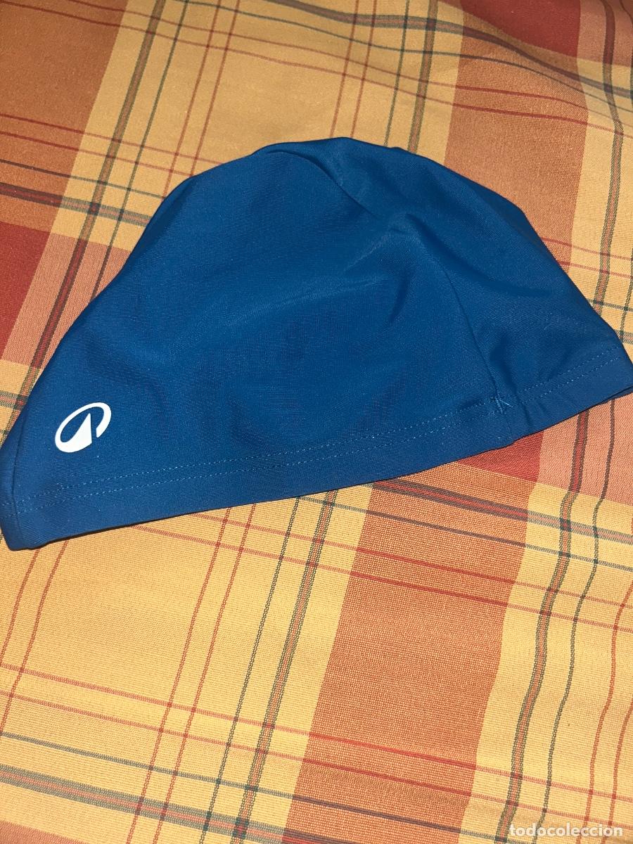 Segunda mano: Gorro Piscina Decathlon - Foto 1
