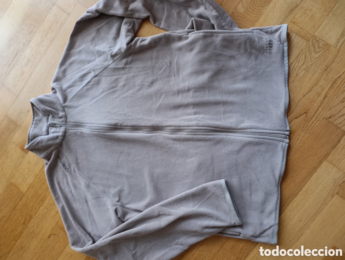 Segunda mano: Forro polar color beig unisex
