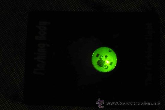 Segunda mano: lote de 10 PIN IMAN LED FLASH FIESTA - Foto 3