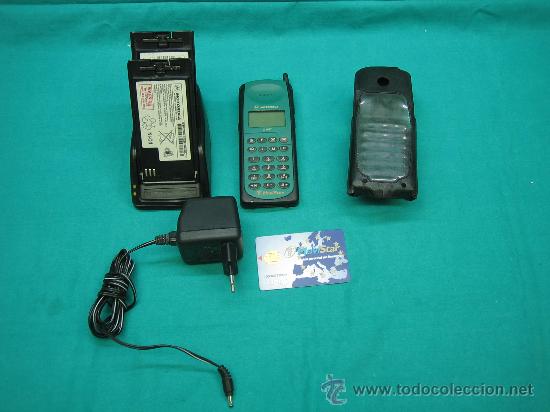 Segunda mano: Telefono GSM  Motorola para coleccion - Foto 1