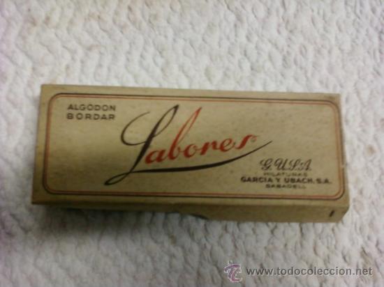 Segunda mano: CAJA CON MADEJAS ALGODON BORDAR - Foto 1