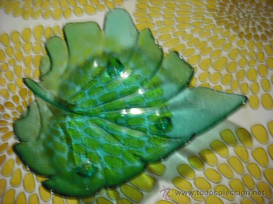 Segunda mano: CENTRO DE MESA EN FORMA DE HOJA - Foto 1