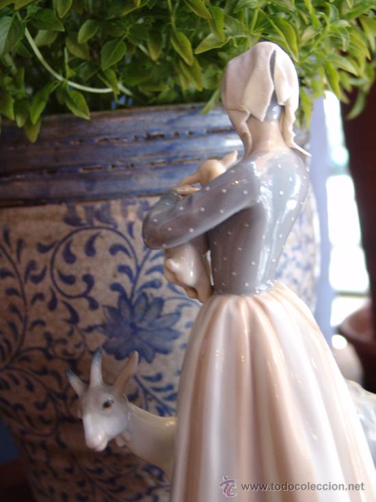 Segunda mano: PORCELANA DE LLADR&Oacute;.PASTORA CON REBA&Ntilde;O. - Foto 3