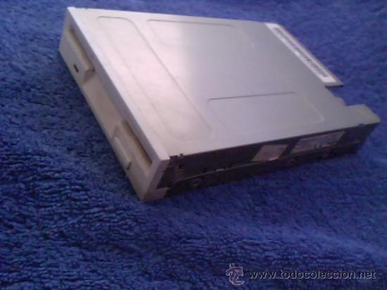 Segunda mano: DISKETERA PARA ORDENADOR 3.5&rdquo; - NEWTRONICS Mod D359T6 - Foto 2