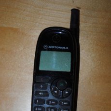 Segunda Mano: MOTOROLA M3288 (1999) PRIMITIVO TELÉFONO MOVIL.
