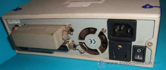 Segunda mano: LECTOR DE CD 1990 APROXIMADAMENTE, UNIDAD EXTERNA DE CD CON INTERFASE SCSI, FUNCIONA - Foto 4