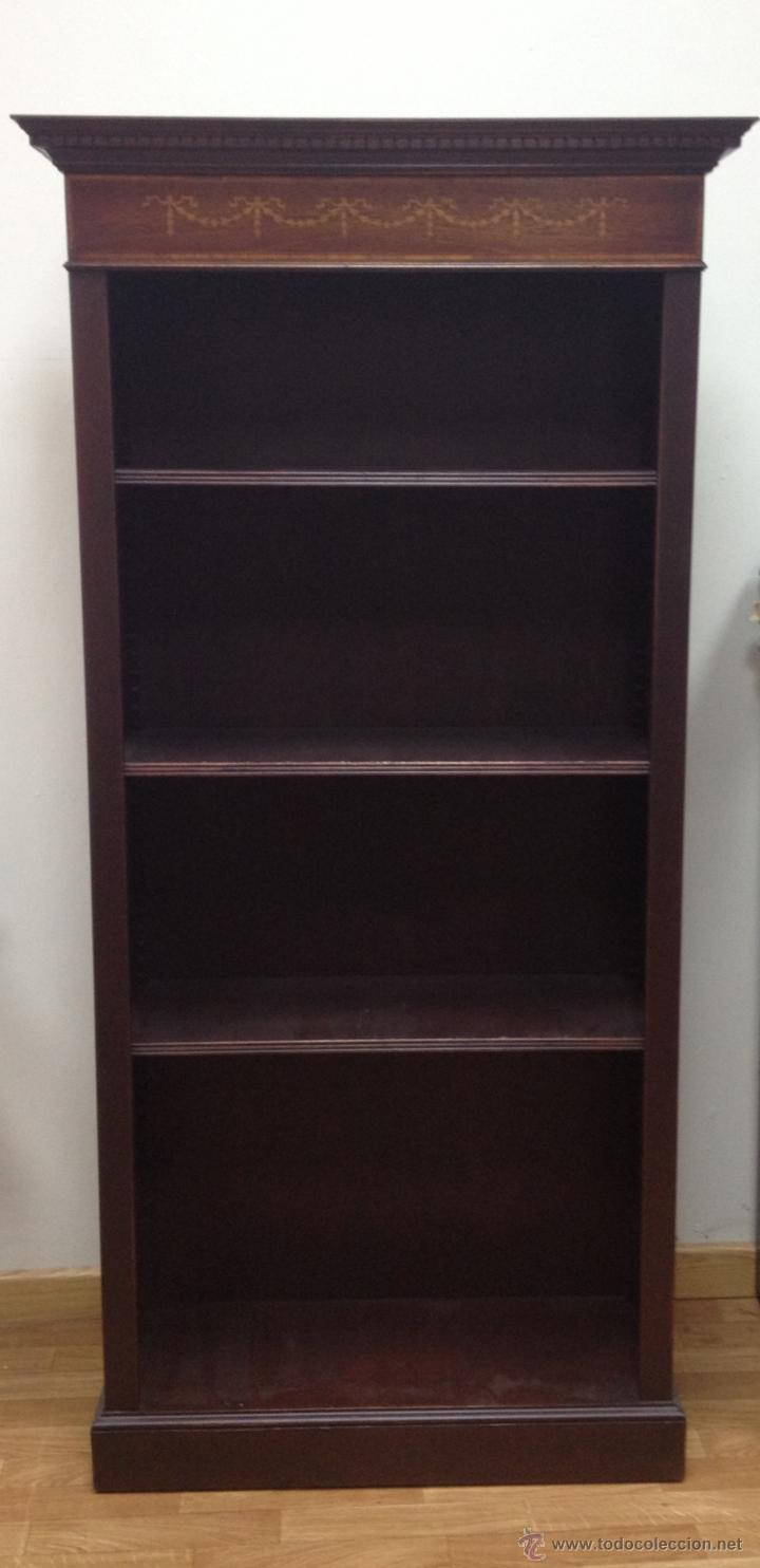 Segunda mano: Librer&iacute;a de madera con marqueter&iacute;a 182x89x35 - Foto 1