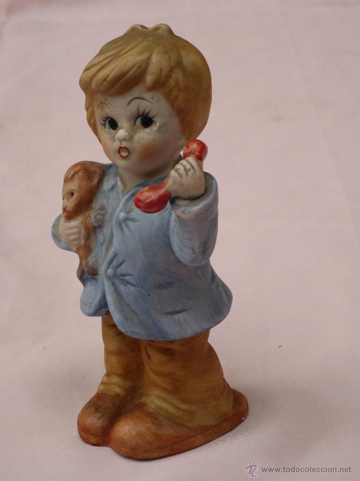 Segunda mano: FIGURA DE NI&Ntilde;O EN PORCELANA DE BISCUIT. - Foto 2