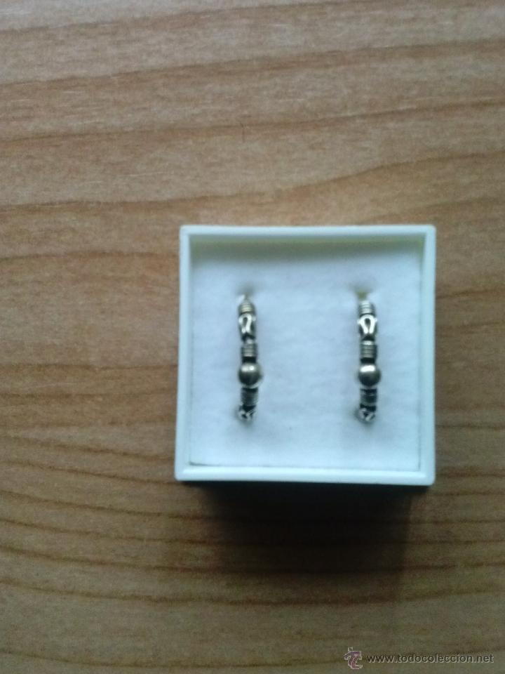 Segunda mano: Pendientes en plata labrada  925mmg pureza. A&ntilde;o 1993 - Foto 1