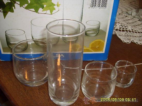 Segunda mano: Juego  de  24 Vasos Borcal - Foto 1