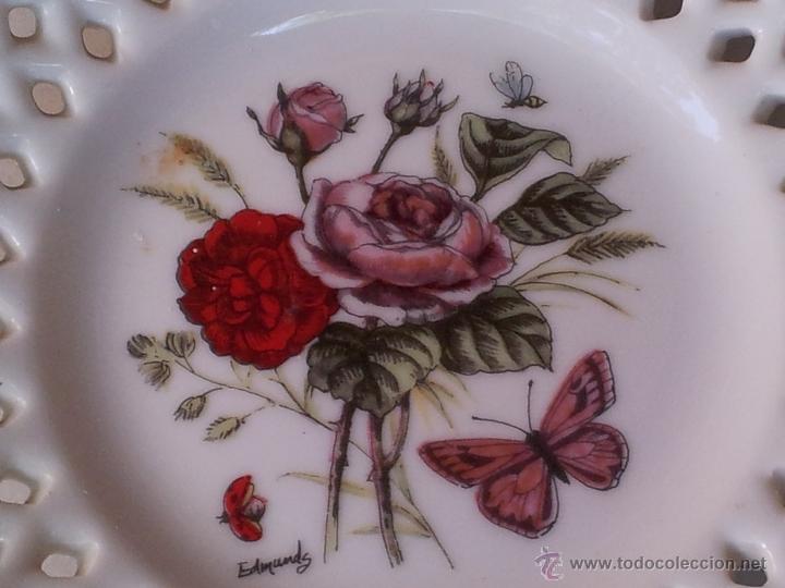 Segunda mano: Bonito plato en porcelana perforado - Foto 3