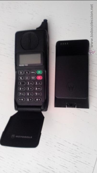 Segunda mano: Motorola Micro TAC con funda + Barter&iacute;a + Cargador + Base Carga - Foto 1