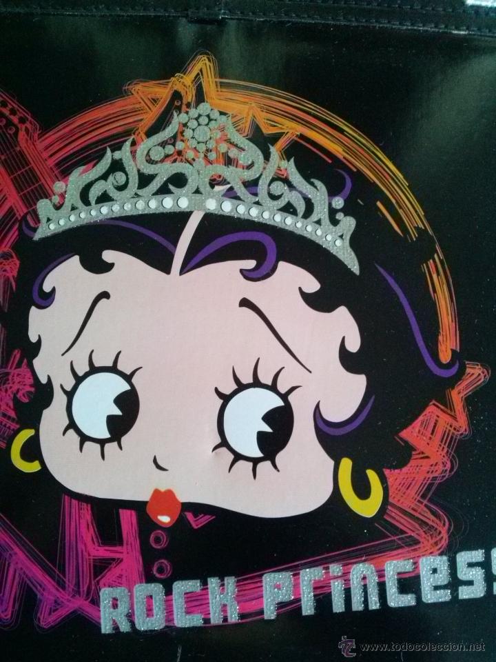 Segunda mano: MALETIN DE PINTURAS BETTY BOOP - Foto 2