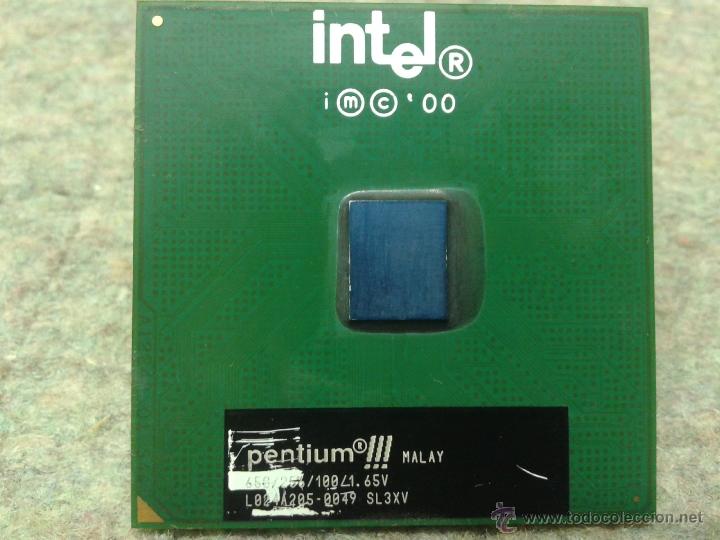 Segunda mano: Procesador INTEL Pentium III 650 MHz - Foto 1