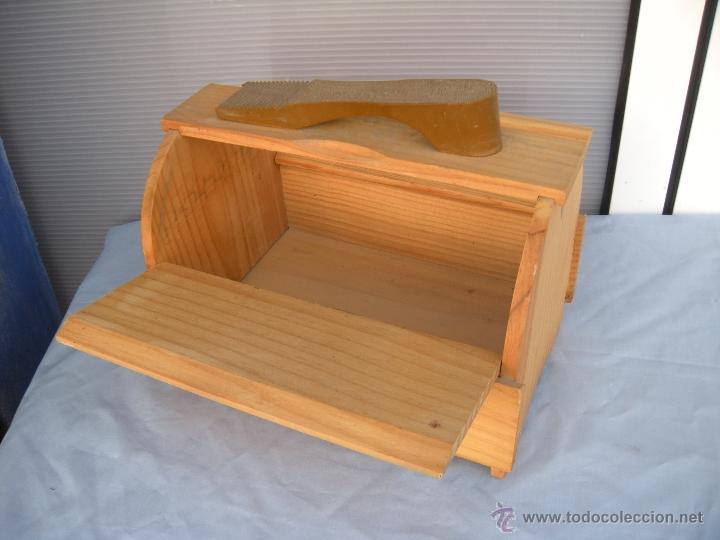 Segunda mano: CAJA MALETA LIMPIACALZADOS - Foto 4