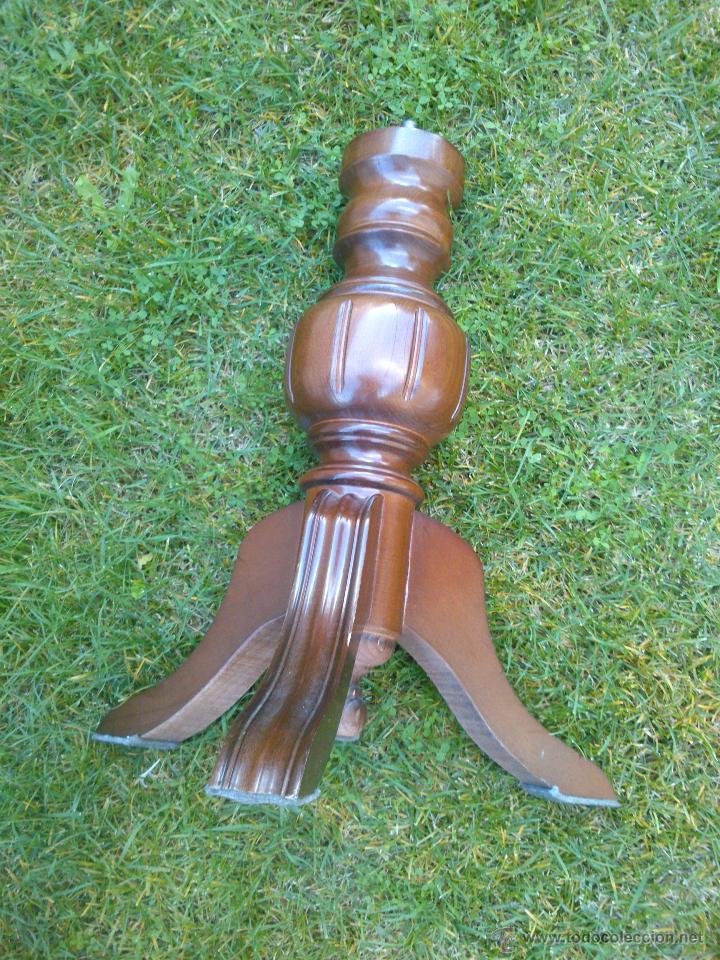 Segunda mano: MAGNIFICO TRABAJO EN MADERA BASE PARA MESA - Foto 4