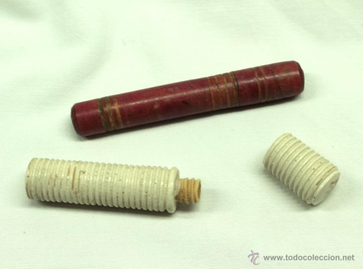 Segunda mano: dos antiguos alfileteros en madera -fta- - Foto 1