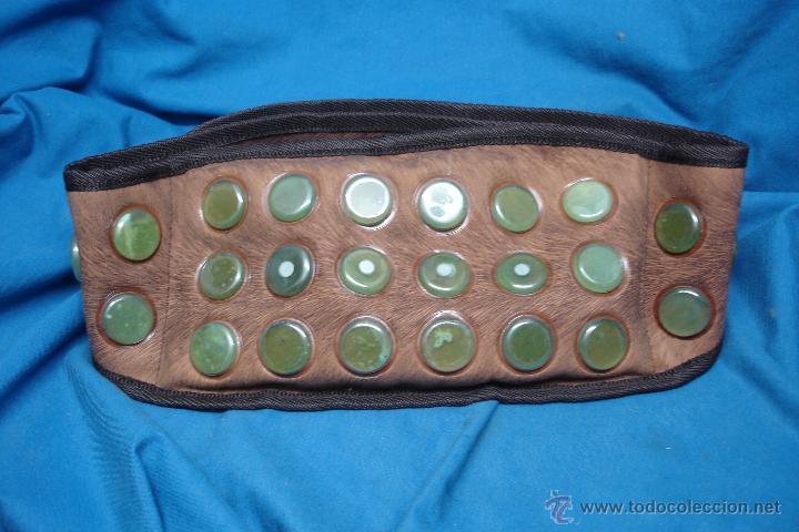 Segunda mano: FAJA T&Eacute;RMICA  CON PIEDRAS DE JADE - Foto 1