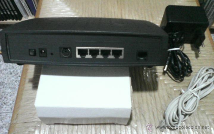 Segunda mano: ADSL ROUTER INALAMBRICO ZYXEL - TELEFONICA. - Foto 2