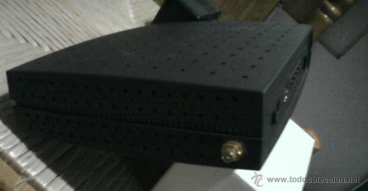 Segunda mano: ADSL ROUTER INALAMBRICO ZYXEL - TELEFONICA. - Foto 3