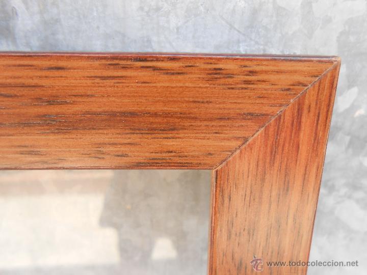 Segunda mano: GRAN MARCO DE MADERA  CON CRISTAL - Foto 3