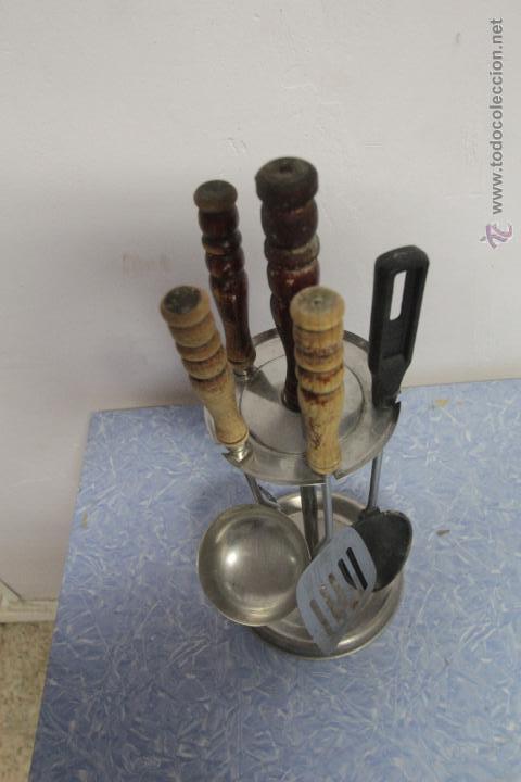 Segunda mano: UTILES DE COCINA CON SOPORTE - Foto 2