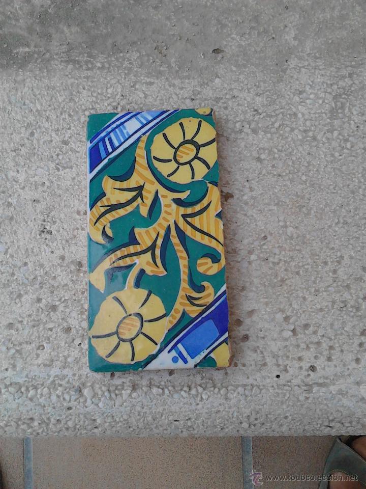Segunda mano: azulejo colorido peque&ntilde;o - Foto 1