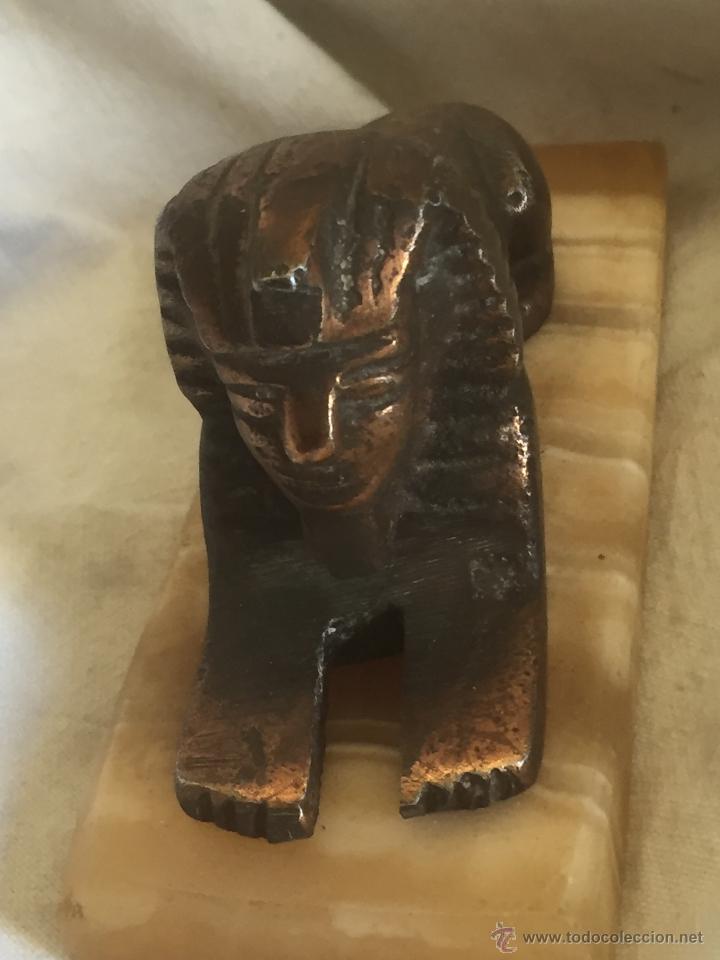 Segunda mano: FIGURA EGIPCIA SOBRE MARMOL DE BRONCE - Foto 3