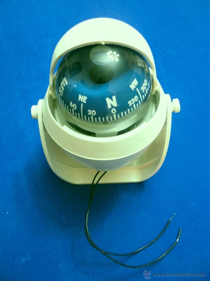 Segunda mano: BRUJULA O COMPAS. RETROILUMINADA 12 V. (INCLUYE SOPORTE DE ANCLAJE). - Foto 7
