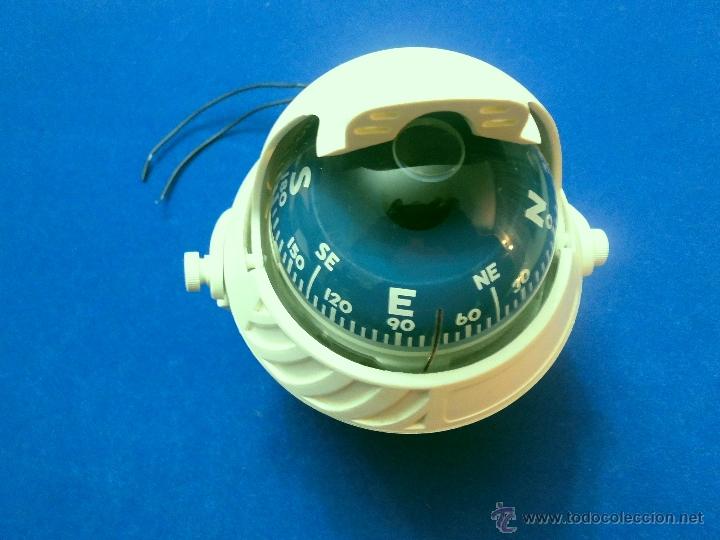 Segunda mano: BRUJULA O COMPAS. RETROILUMINADA 12 V. (INCLUYE SOPORTE DE ANCLAJE). - Foto 8