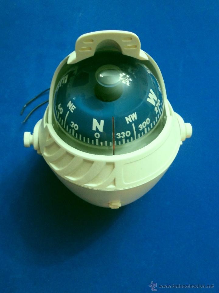 Segunda mano: BRUJULA O COMPAS. RETROILUMINADA 12 V. (INCLUYE SOPORTE DE ANCLAJE). - Foto 11