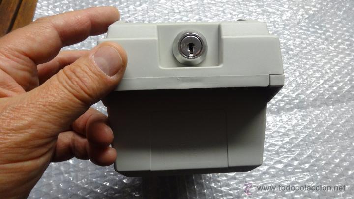 Segunda mano: CAJA PL&Aacute;STICO CON CERRADURA. DISQUETES - Foto 3