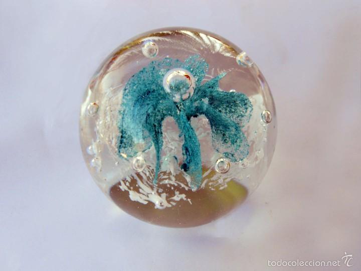 Segunda mano: Bola pisapapeles de cristal. Origen:Inglaterra - Foto 1