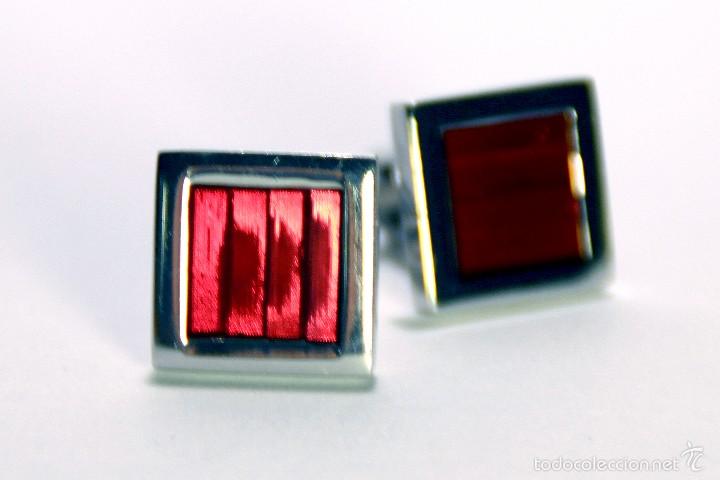 Segunda mano: Gemelos de nacar rojo - Foto 1