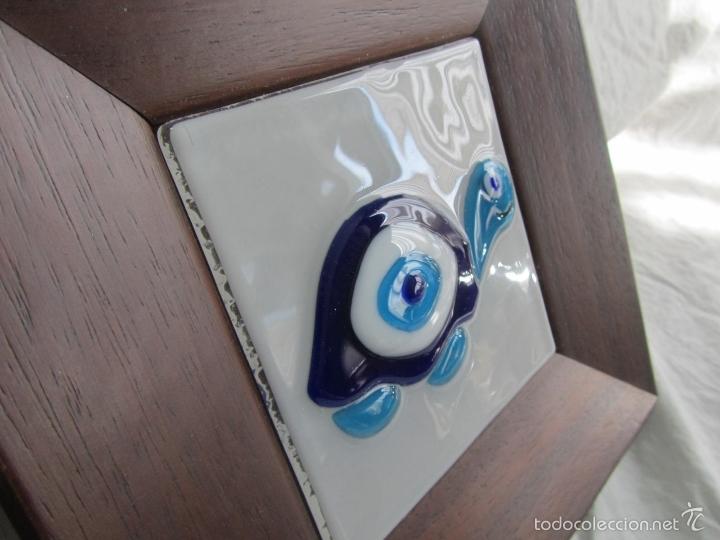 Segunda mano: Cuadro de tortuga en vidrio cristal enmarcado en madera - Foto 3