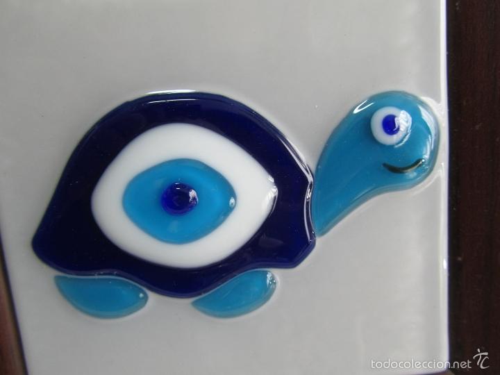 Segunda mano: Cuadro de tortuga en vidrio cristal enmarcado en madera - Foto 4