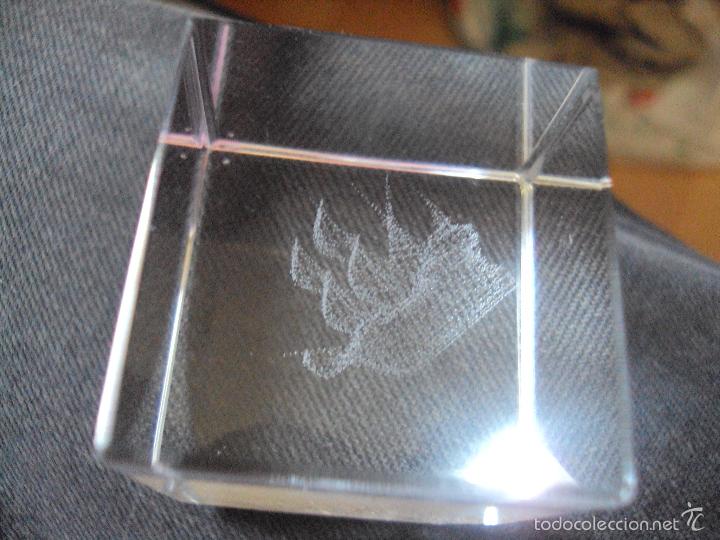 Segunda mano: cubo de metacrilato con barco encapsulado dentro - Foto 2