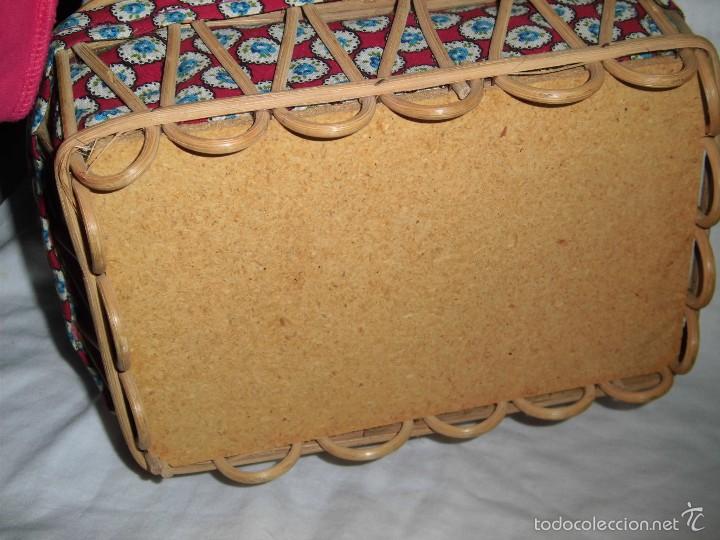 Segunda mano: BONITO COSTURERO DE MIMBRE - Foto 5