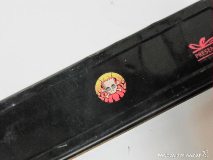 Segunda mano: ESTUCHE METALICO  BART SIMPSON - Foto 4