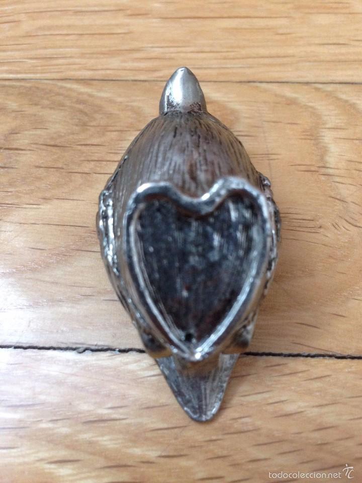 Segunda mano: PEQUE&Ntilde;O PATO POLLITO DE DECORACION PLATEADO CON CORAZON - Foto 5