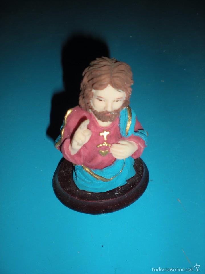 Segunda mano: Busto de Cristo sobre madera  6x5x10cm - Foto 2