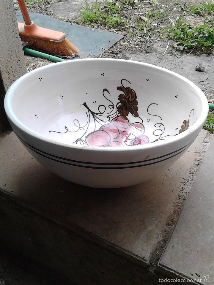 Segunda mano: CUENCO SANGRIA DE CERAMICA - Foto 2