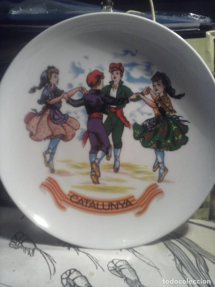 Segunda mano: PLATO DE PORCELANA - SARDANAS . - Foto 1