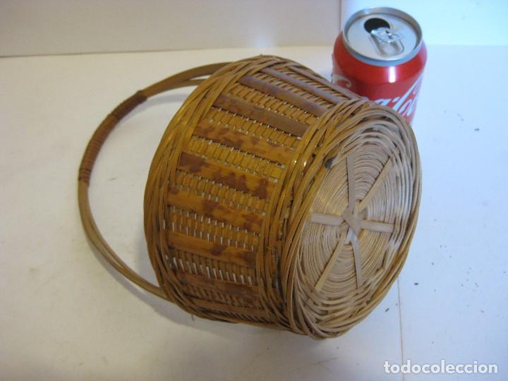 Segunda mano: Cesto de mimbre con triple asa - Foto 3