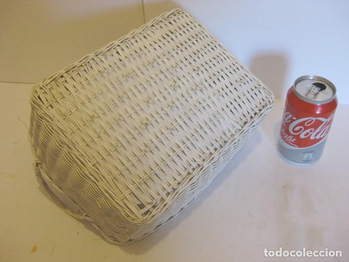 Segunda mano: CESTA DE MIMBRE CON ASAS - Foto 2