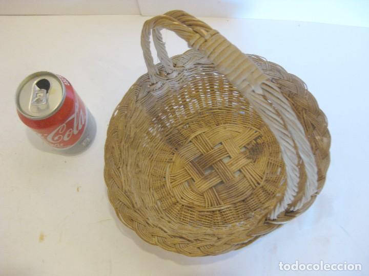 Segunda mano: cesta de mimbre con doble asa - Foto 2