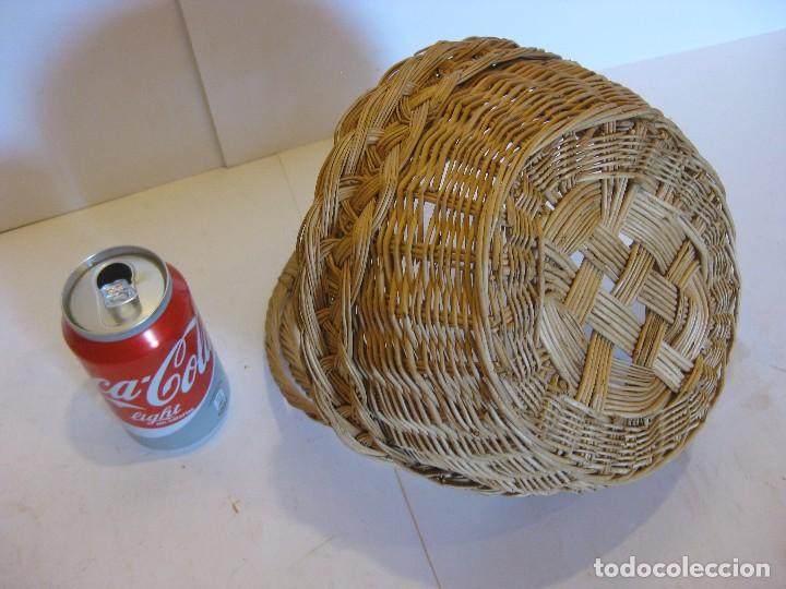 Segunda mano: cesta de mimbre con doble asa - Foto 3