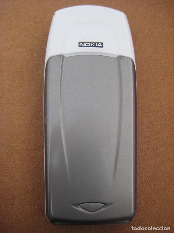 Segunda mano: Tel&eacute;fono movil Nokia 6100 - Foto 3