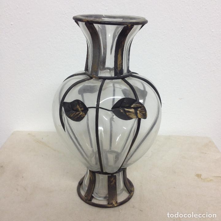 Segunda mano: JARR&Oacute;N CRISTAL Y METAL - Foto 1