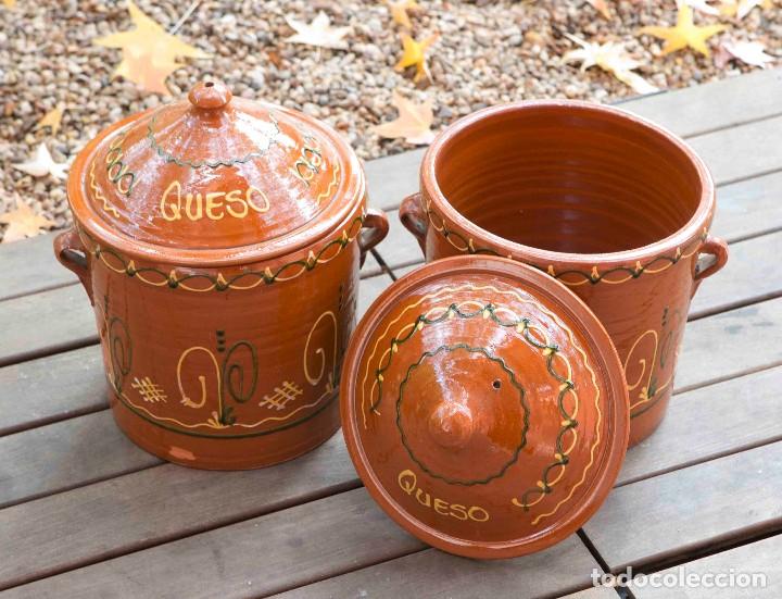 Segunda mano: PAREJA DE QUESERAS EN CERAMICA. - Foto 1